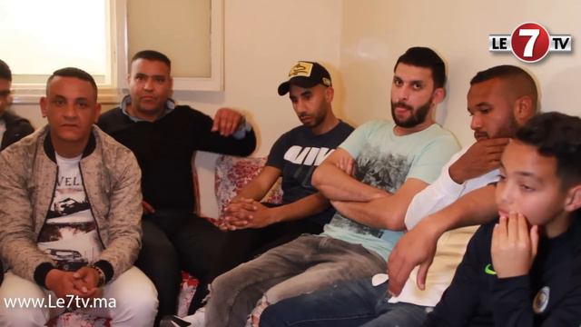 قائد الرجاء "متولي" ولاعبي الفريق يقدمون واجب التعزية لزميلهم السابق "عصام الراقي" بعد وفاة والدت смотреть онлайн