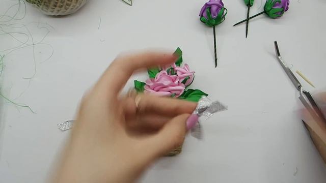 ?Магнит на холодильник с розами из лент?Decorative pot with roses?Prato decorativo com rosas смотреть онлайн