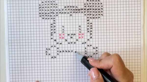 Рисуем по клеточкам. Микки Маус