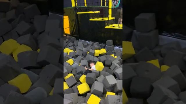 Я на батутной арене в Hero park г. Минск смотреть онлайн