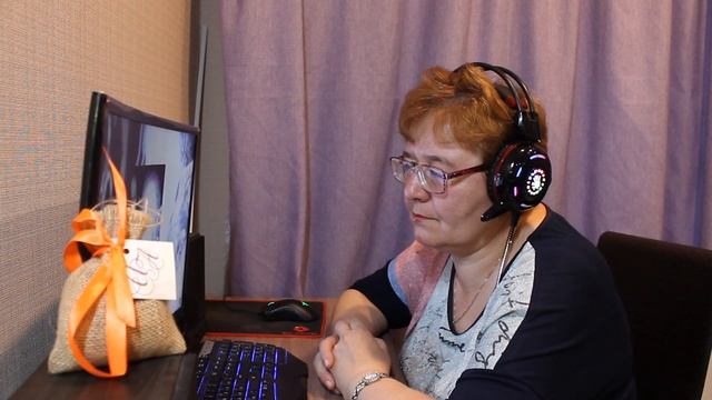 РЕАКЦИЯ МАМЫ НА [daybe, Tenderlybae - Антикобыла] смотреть онлайн