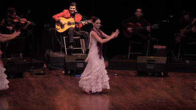 Dueto Andaluz - Buscando un amor (rumba) - Teatro de la Ciudad de Playa del Carmen - Noviembre 2020 смотреть онлайн