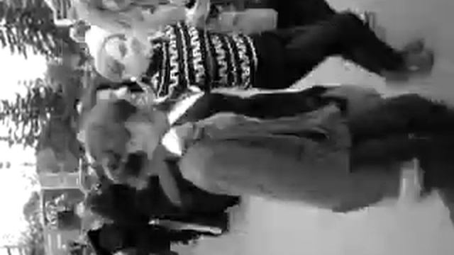 Танцы подростков в выставочный центр Москвы, VSKhV смотреть онлайн