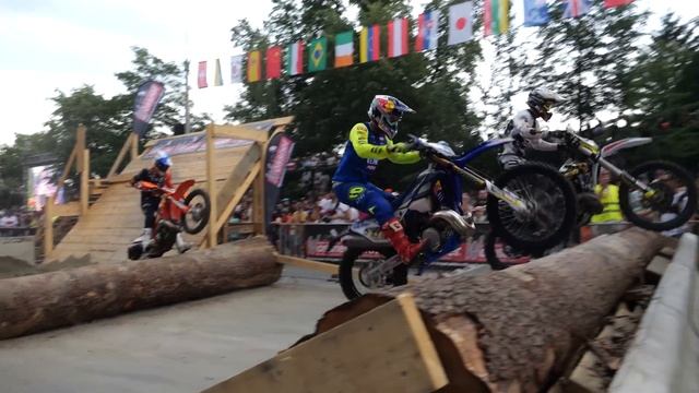 Red Bull Romaniacs 2023 | Legendary Prologue Highlights смотреть онлайн