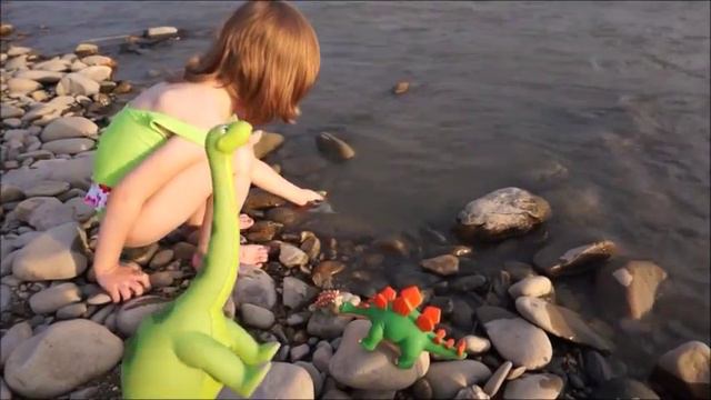 ДИНОЗАВРЫ Приключения Мир Юрского Периода Коллекционные Игрушки для Детей смотреть онлайн