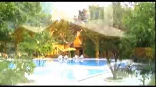 Woodline Village Tree Houses Hotel