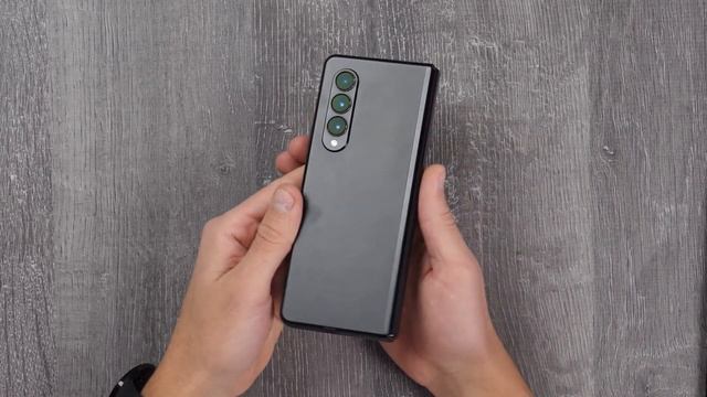 Galaxy Z Fold3 5G • Veamos el DESGASTE tras 6 MESES de USO ? смотреть онлайн