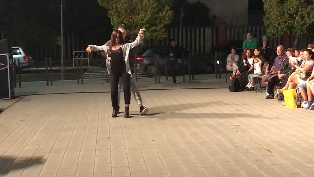 ALESSO E YLENIA bachata fusion ESME - AMANTES смотреть онлайн