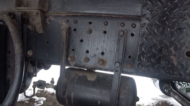 масло давит через сапун кпп ZF смотреть онлайн