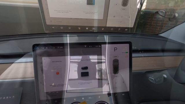 Tesla Model 3 Key Fob - Setup and functions, UK specification смотреть онлайн