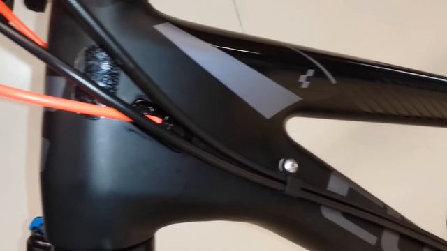 Cube Stereo 140 Super HPC Race 27.5 carbon´n´flashred Modell 2015 смотреть онлайн
