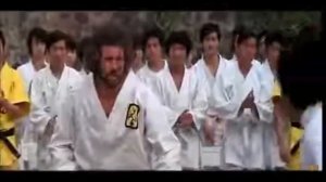 Сцена боя Брюса Ли с Охара из фильма Выход Дракона