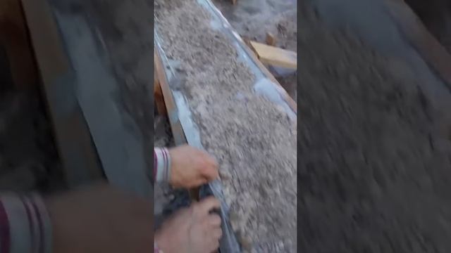 Поливка ленточного фундамента смотреть онлайн