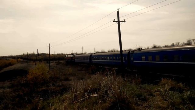 Тепловоз ТЭ33А-0201 с поездом № 317 Барановичи - Караганда смотреть онлайн