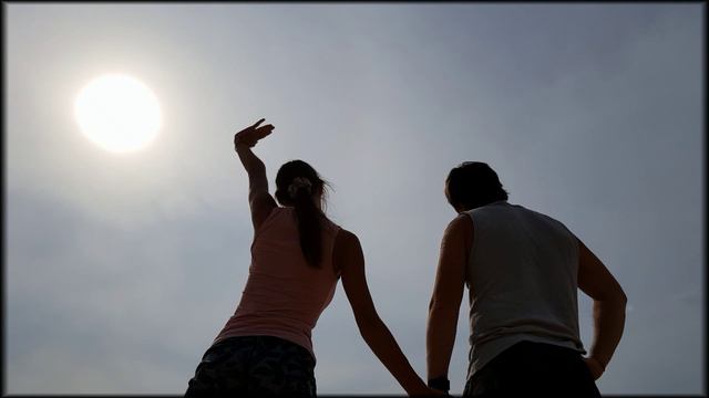 Пляж с самолетами на Пхукете смотреть онлайн