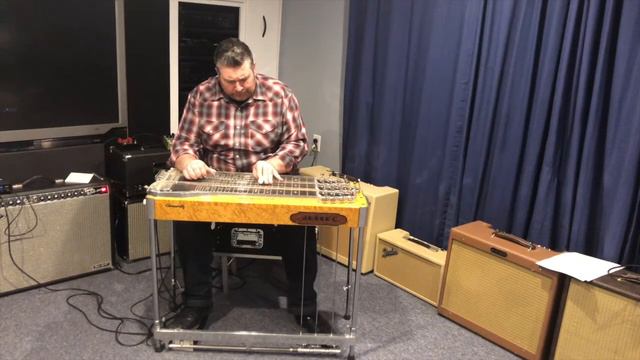Bigsby Pedal Steel Reproduction by Clinesmith, noodling over "Wild Side of Life" Progression. смотреть онлайн
