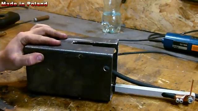 CHEAP Spot Welder DIY (using simple tools) [PLANS] смотреть онлайн