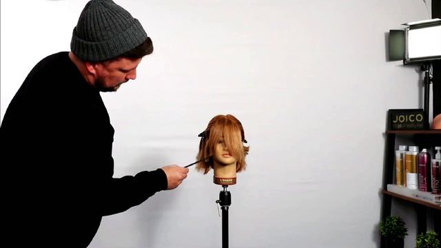 BUTTERFLY BANGS hair TREND for EVERYONE in 2023 смотреть онлайн