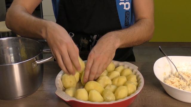 Картошка под сыром - все гости без ума от этого блюда! смотреть онлайн