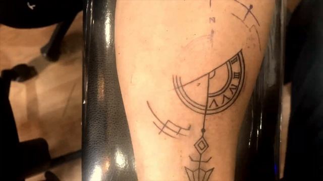 Tattoo timelapse , arrow with compass tattoo design смотреть онлайн