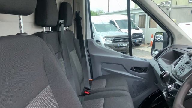 FORD TRANSIT 2.0 350 ECOBLUE FWD L3 H2 Euro 6 5dr смотреть онлайн