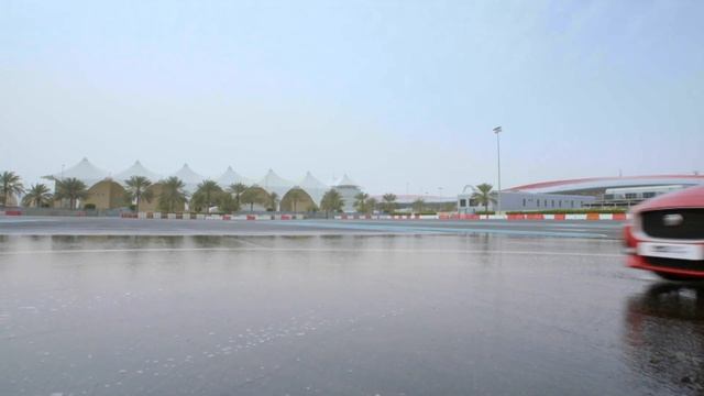 Yas Drift Sprint | Yas Marina Circuit смотреть онлайн