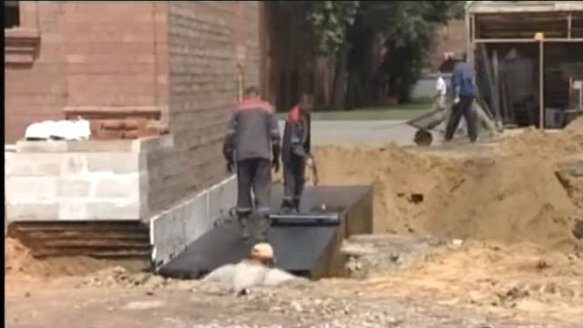 Стройка в кремле смотреть онлайн