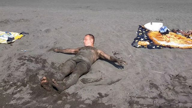 Магнитные пески!!! Уреки (Грузия). Море сказочное... смотреть онлайн