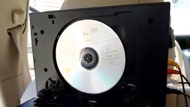 Review of RCA 9 inch Dual Screen Mobile DVD System & Video Player for Car смотреть онлайн
