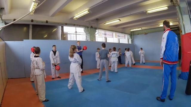 (1197) РЫБИНСК. ТАКИЕ МЫ, РЫБИНЦЫ)) СПОРТ С МАЛЫХ ЛЕТ! Natalya Falcone . смотреть онлайн