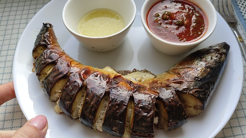 РЫБА в духовке. Рецепт ПРОЩЕ не ПРИДУМАЕШЬ! смотреть онлайн