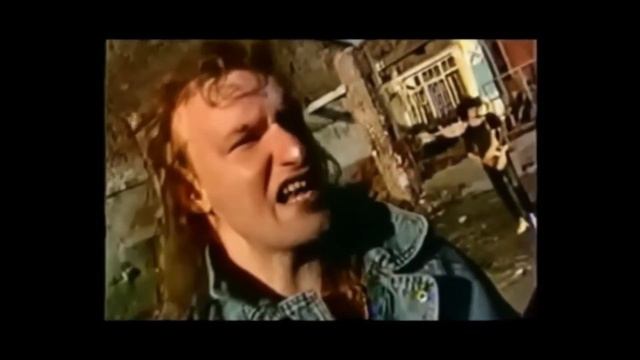 Скорая Помощь - Шаг На Эшафот (Ленинград 1989) Улучшенное Качество смотреть онлайн