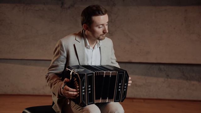 Enrique Granados - Andaluza / DUONOVA смотреть онлайн