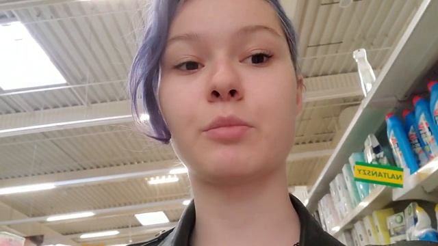 СКОЛЬКО ТРАТИТ СТУДЕНТ В МЕСЯЦ В ПОЛЬШЕ? Жильё, продукты, проезд. смотреть онлайн