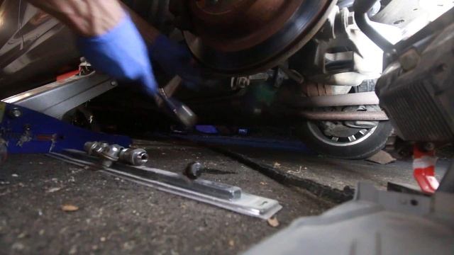 Infiniti G35 Rear Caliper Replacement 2008 G35x