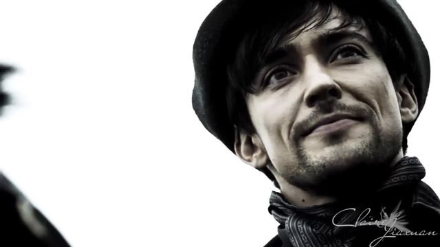 Riario-Space Monkey смотреть онлайн