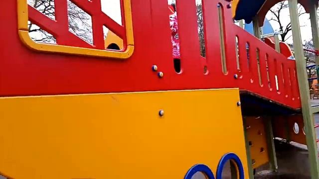 Крым. Красноперекопск, 21 января 2018 года. Благоустройство сквера возле "Индикатор" смотреть онлайн