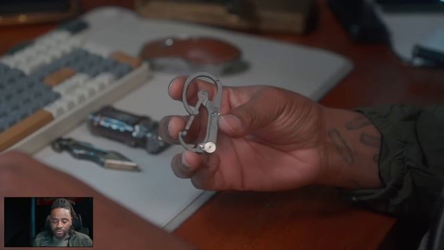 What's Inside My Premium EDC Pouch смотреть онлайн