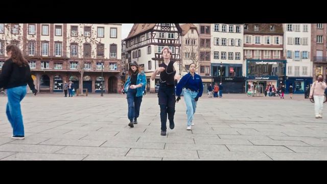 [KPOP IN PUBLIC, ONE TAKE] Stray Kids - 락 (樂) LALALALA | Dance cover by PRISM from France смотреть онлайн