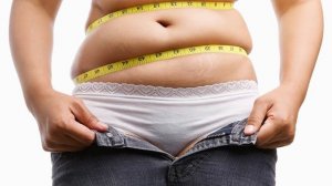 Почему растет живот у женщин?