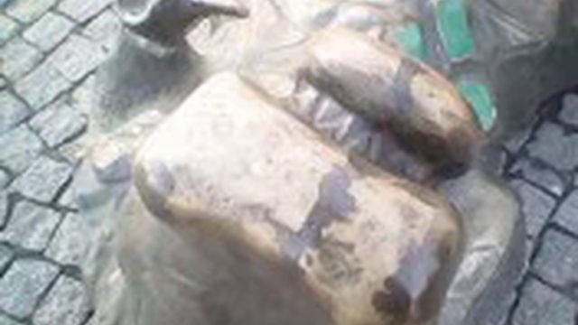 В городе .Самаре памятник, персонажу Корнея чуковского телефон.Реклама Мегафон2 смотреть онлайн