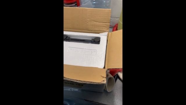 Замена 12В Аккумулятора на Tesla model S смотреть онлайн