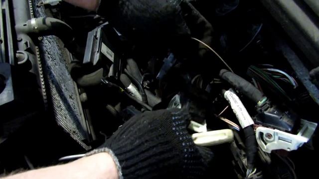 Как разобрать авто. Разбираем Пежо 3008 и снимаем двигатель EP6 c Peugeot 3008. Часть 1. смотреть онлайн