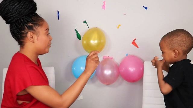 Dont Pop The Wrong Mystery Balloon! смотреть онлайн