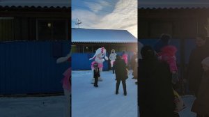 А в глазах сердечки