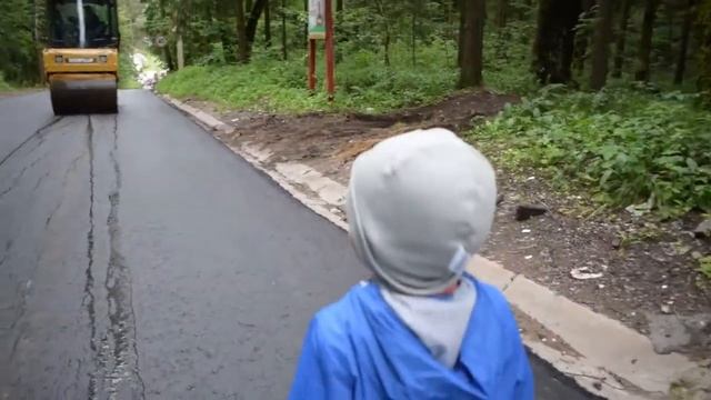 Для самых маленьких. Как работает каток и спецтехника.