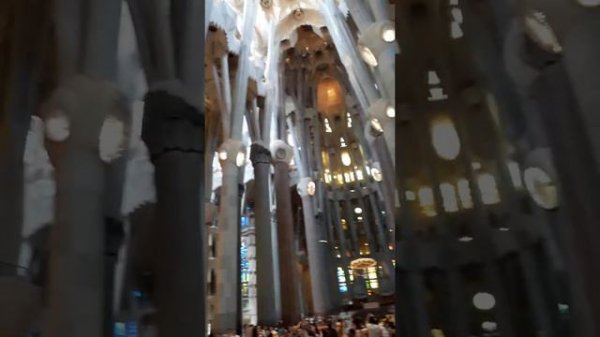 Sagrada Familia (Саграда Фамилиа)