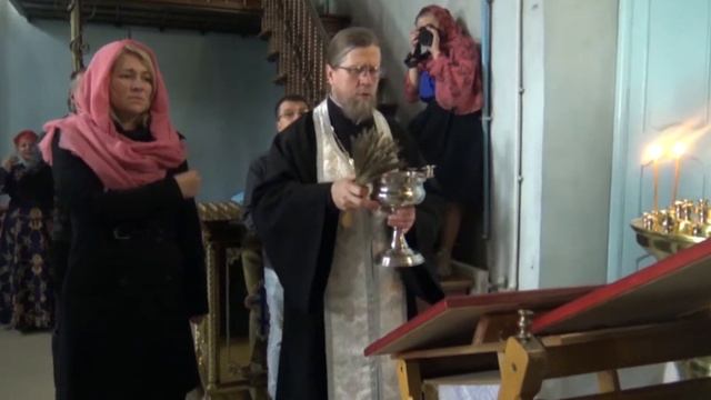 Семья Макарских посетили храм Рождества Пресвятой Богородицы с  Три Озера