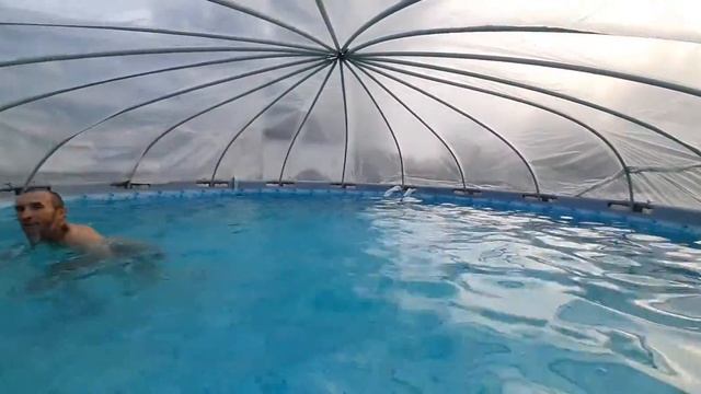 Круглый каркасный бассейн BestWay под куполом!ПРОДОЛЖАЕМ СЕЗОН КУПАНИЯ В СЕНТЯБРЕ. смотреть онлайн