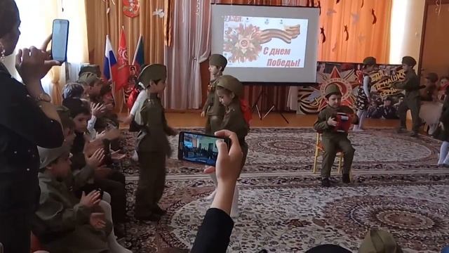 Танец тальяночка ?? смотреть онлайн